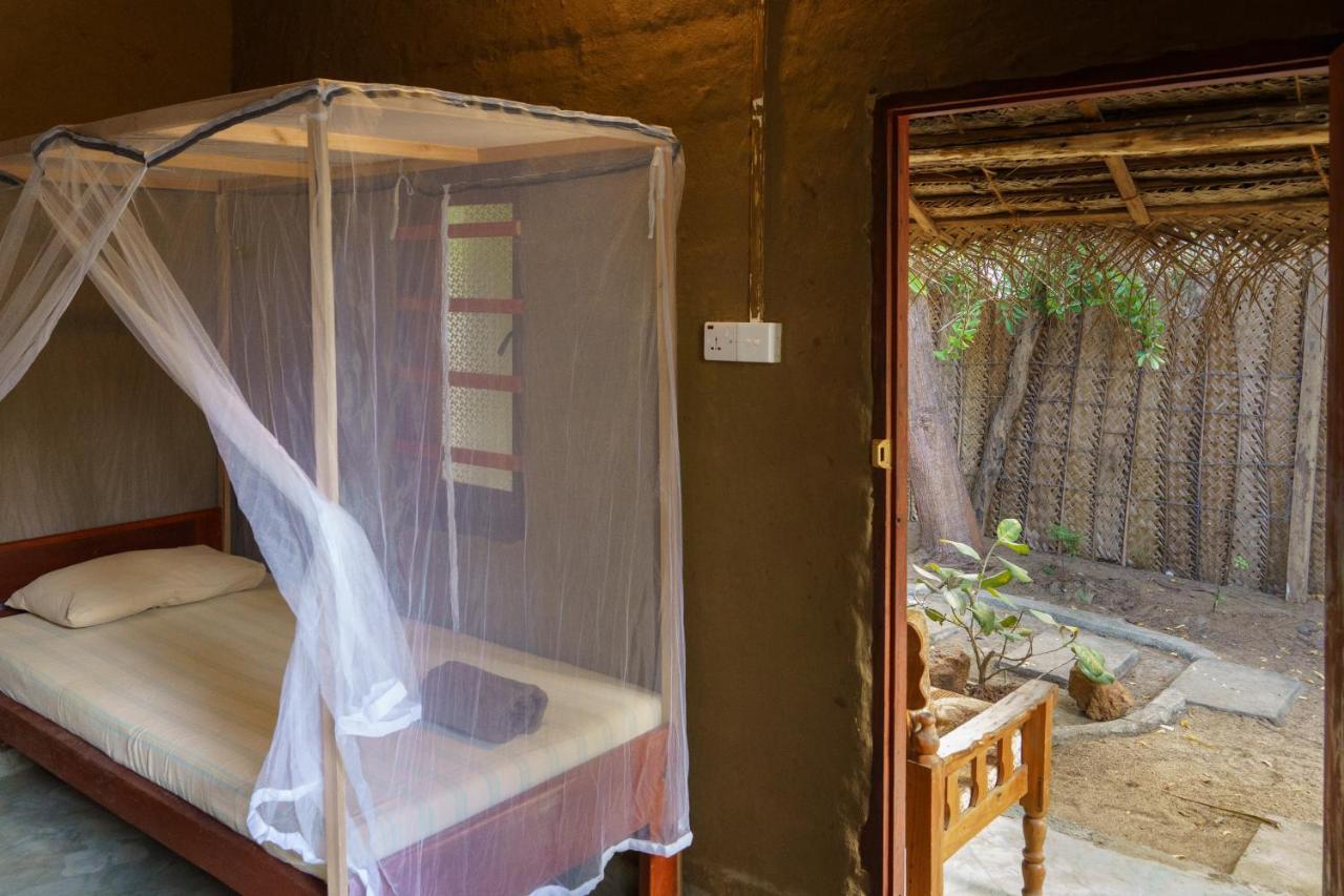 Little Bay Arugam Bay Hostel Ngoại thất bức ảnh